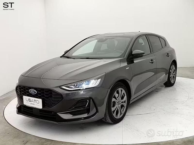 Usata Ford Focus ST 125 CV (91 kW) 2022 Grigio Berlina