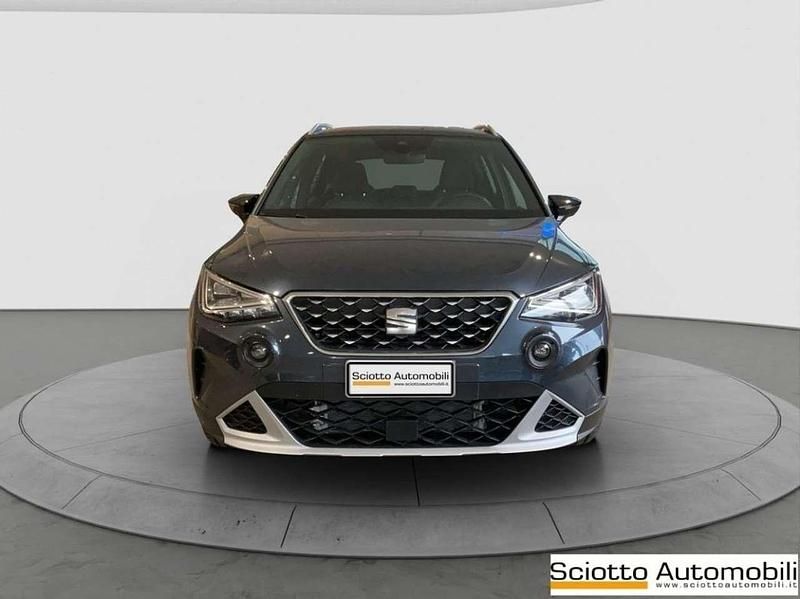 Usata Seat Arona Xperience 110 CV (80 kW) 2024 Verde SUV