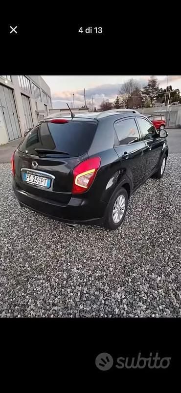 Usata Ssangyong (KGM) Korando 150 CV (110 kW) 2016 Nero SUV