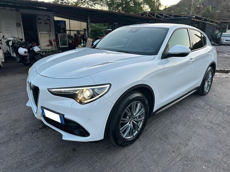 Usata Alfa Romeo Stelvio 160 CV (117 kW) 2021 Bianco SUV