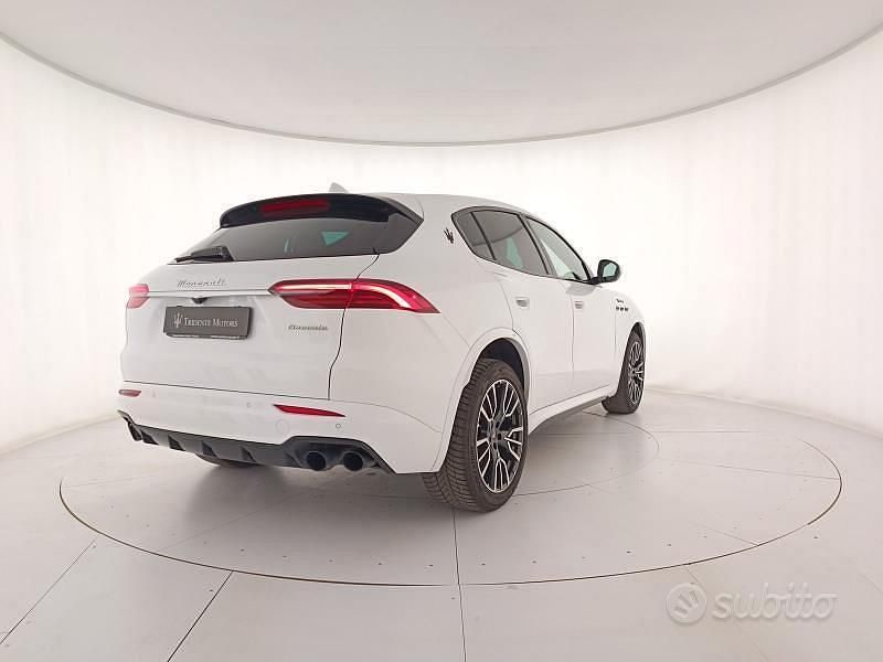 Usata Maserati Grecale 330 CV (242 kW) 2023 Bianco SUV