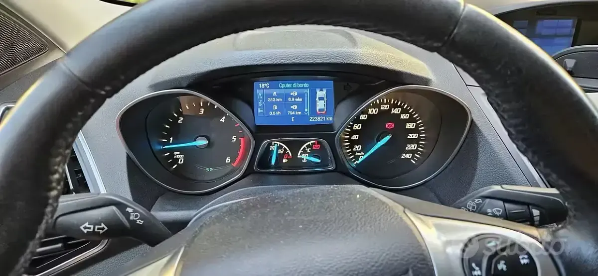 Usata Ford Kuga Titanium 140 CV (102 kW) 2014 SUV