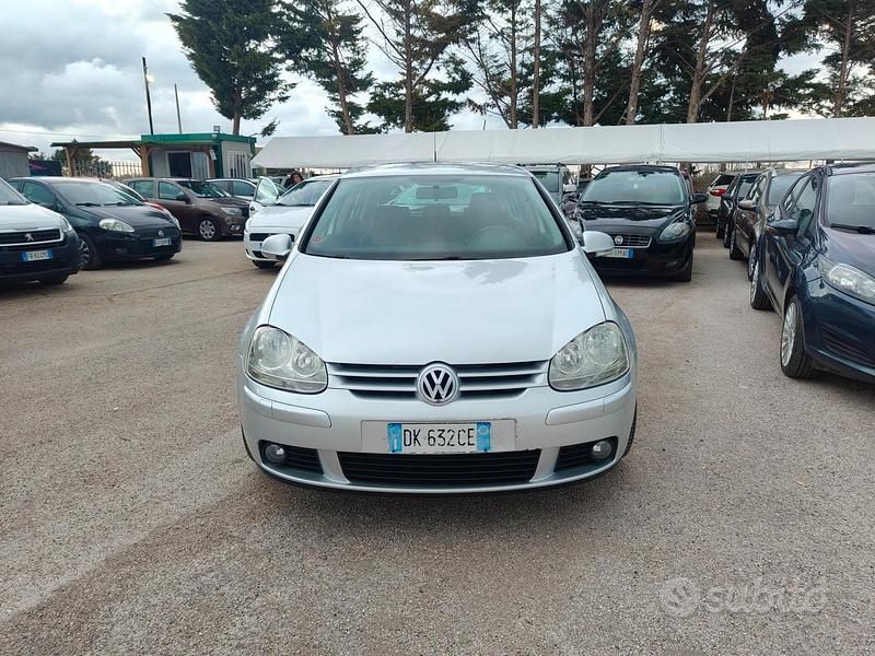 Usata VW Golf IV Sportline 105 CV (77 kW) 2006 Grigio Berlina