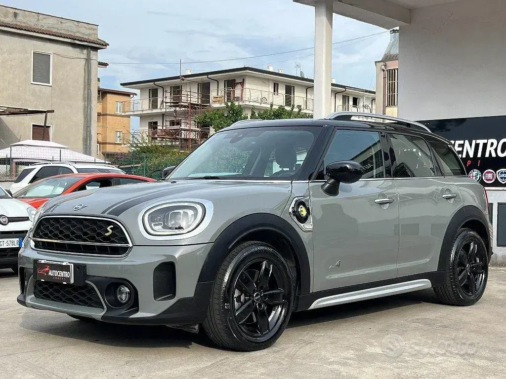 Usata Mini Cooper Countryman Essential 125 CV (91 kW) 2021 Grigio SUV