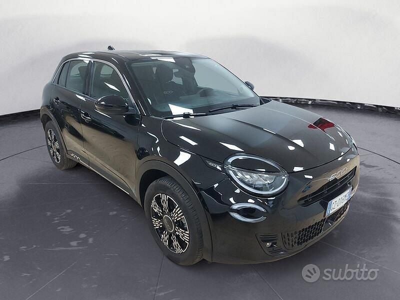 Usata Fiat 600 Pop 145 CV (106 kW) 2025 Nero SUV