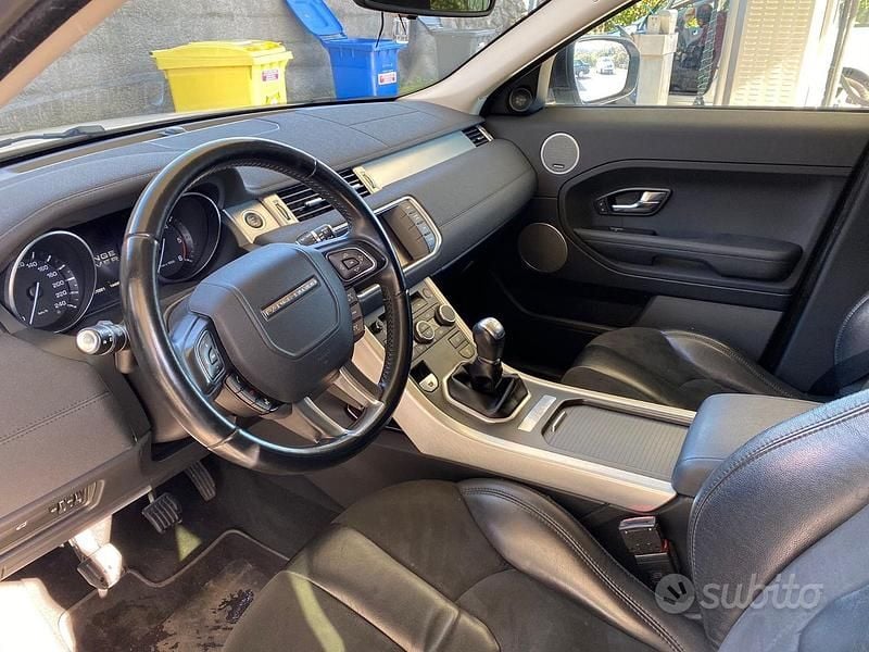 Usata Land Rover Range Rover evoque 190 CV (139 kW) 2012 Bianco SUV