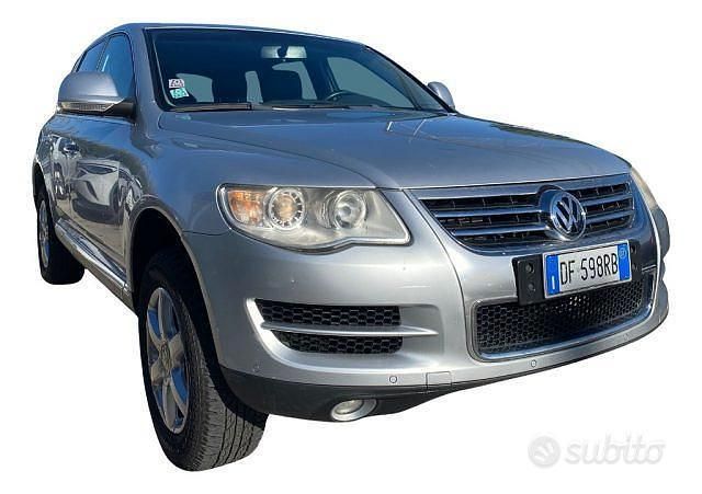 Grigio Usata 2007 VW Touareg Exclusive SUV | 4950 € (Buon prezzo) - Immagine 1/4