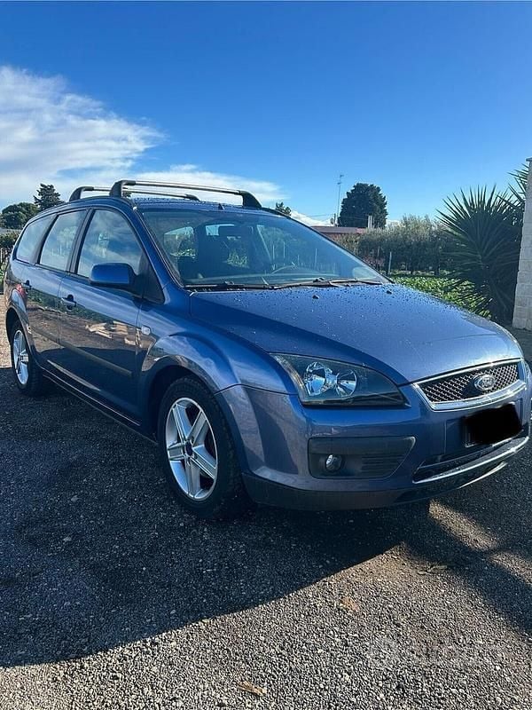 Usata Ford Focus 90 CV (66 kW) 2006 Nero Berlina