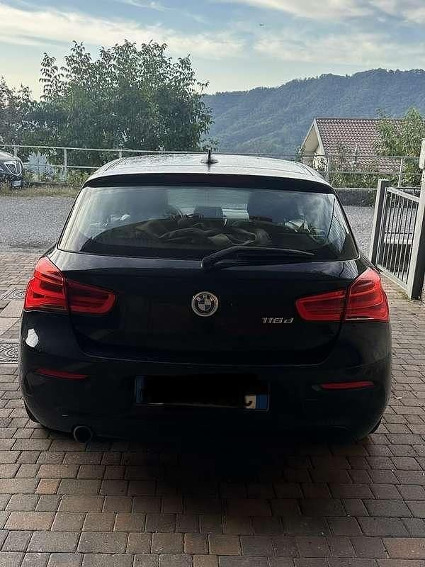 Usata BMW 116 116 CV (85 kW) 2015 Nero Utilitaria