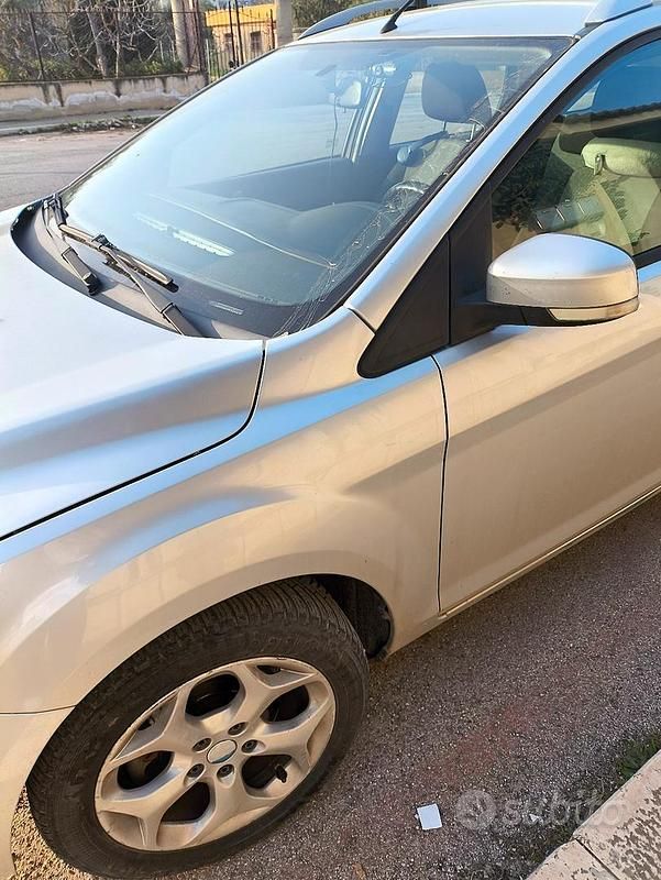 Usata Ford Focus Style 2010 Grigio Station wagon