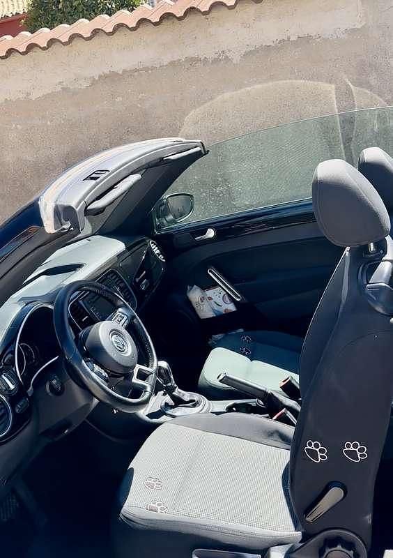 Usata VW Beetle Cabriolet Design 105 CV (77 kW) 2014 Nero Cabrio