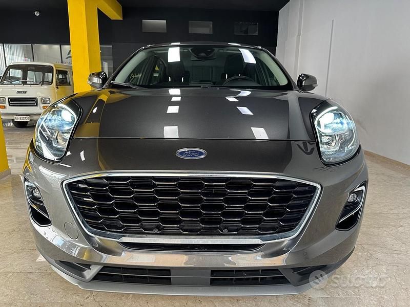 Usata Ford Puma Titanium 120 CV (88 kW) 2021 Grigio SUV