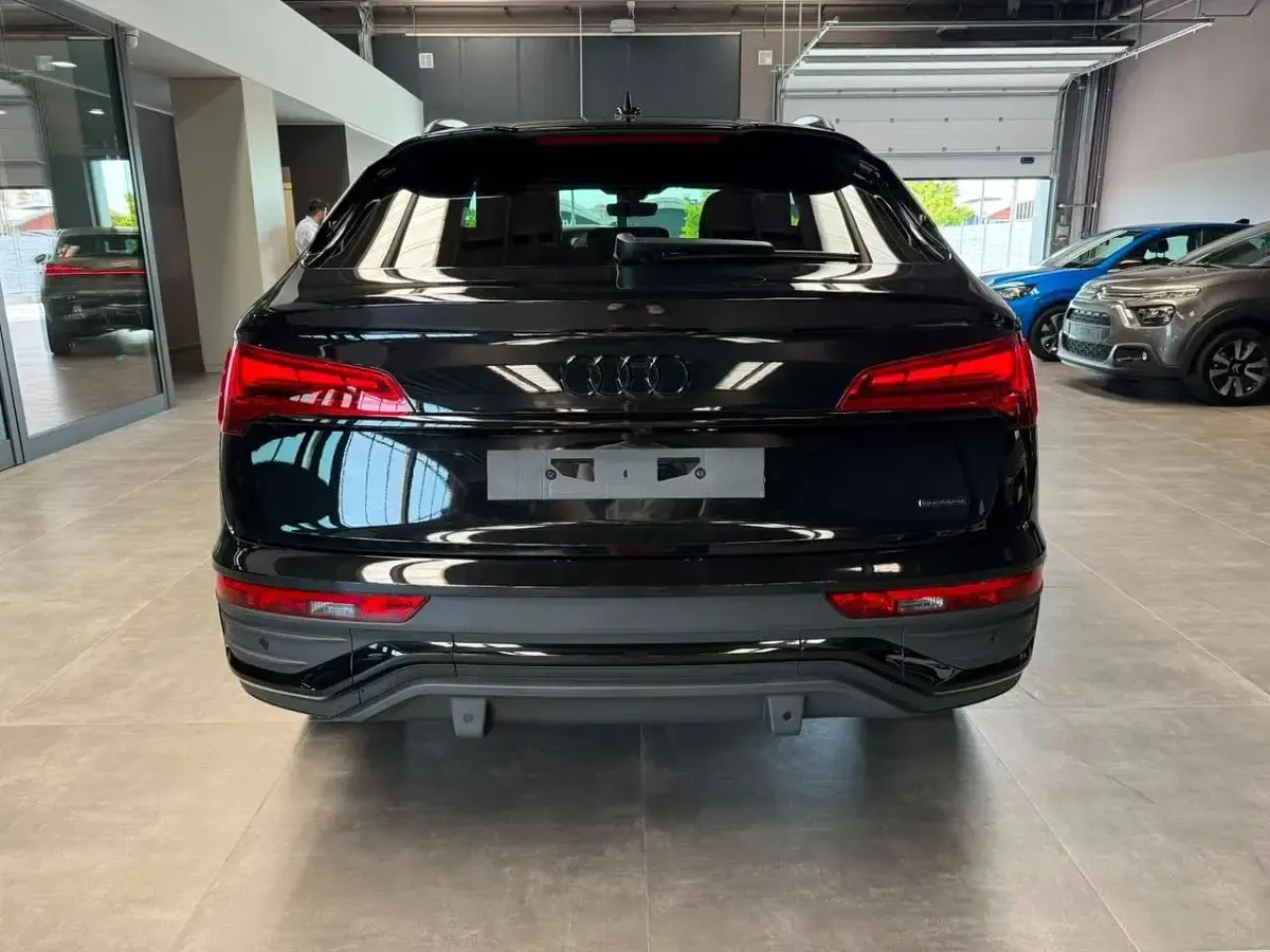 Usata Audi Q5 Sportback S-Line 204 CV (150 kW) 2025 Nero SUV