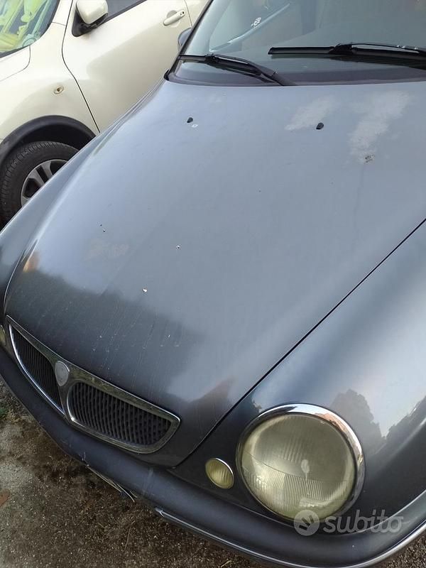 Grigio Usata 2004 Lancia Lybra Station wagon | 1500 € (Buon prezzo) - Immagine 1/4