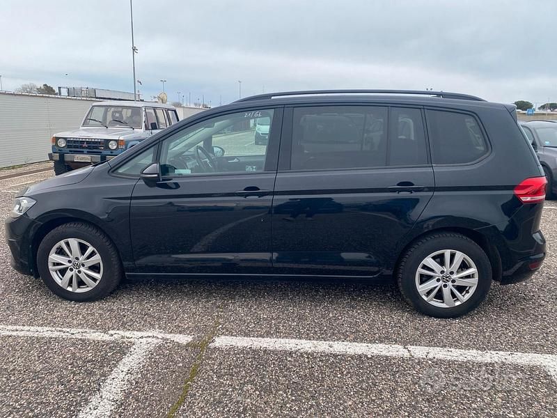 Usata VW Touran Business 150 CV (110 kW) 2021 Nero Monovolume