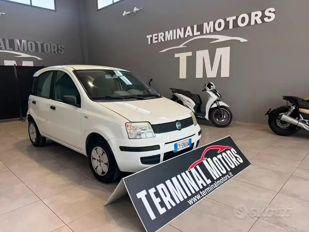 Usata Fiat Panda Active 54 CV (39 kW) 2005 Bianco Utilitaria