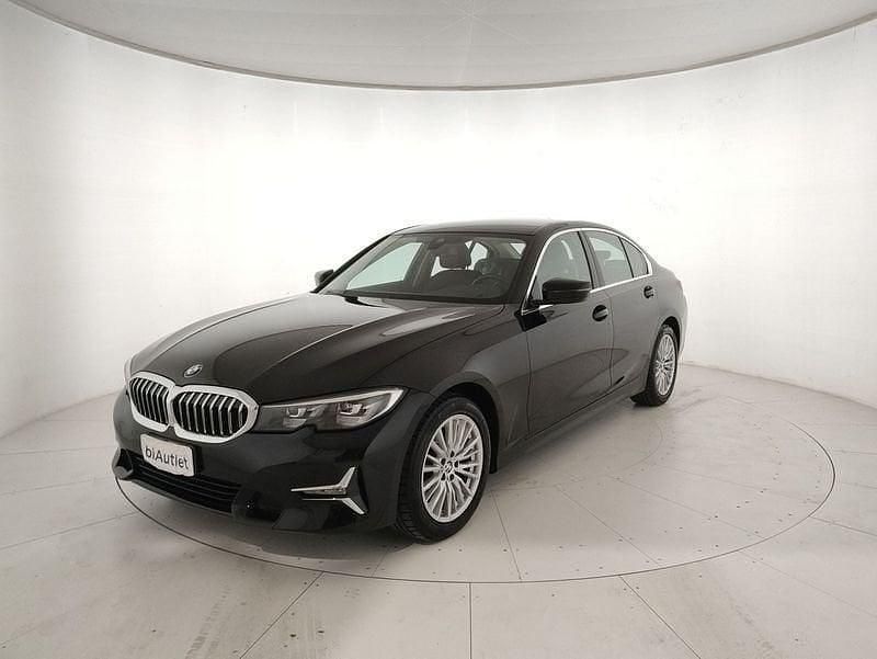 Usata BMW 320 Luxury Line 190 CV (139 kW) 2019 Nero Berlina