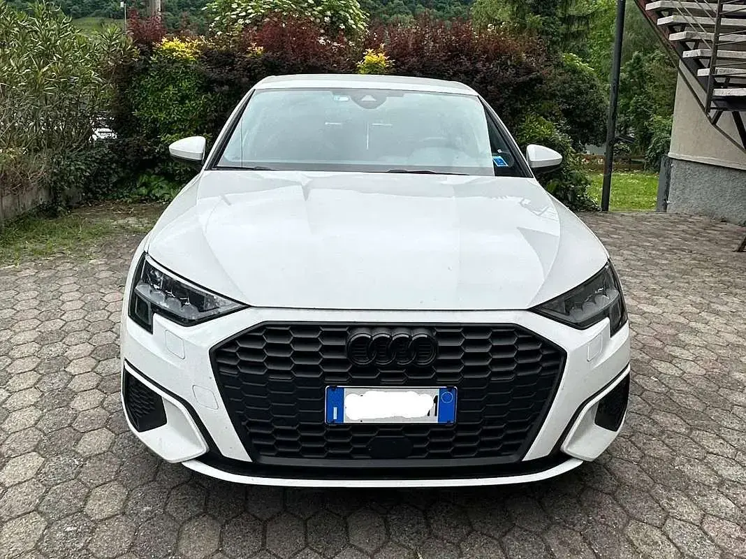 Usata Audi A3 Advanced 150 CV (110 kW) 2022 Bianco Berlina