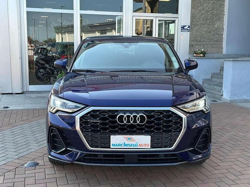 Usata Audi Q3 Sportback Business Plus 200 CV (147 kW) 2021 Blu navarra SUV