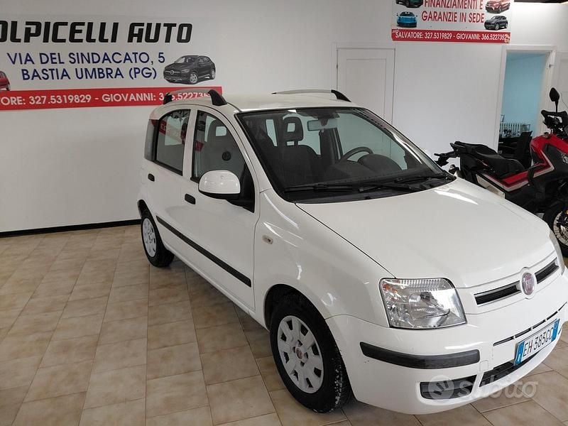 Usata Fiat Panda 69 CV (50 kW) 2011 Bianco Utilitaria