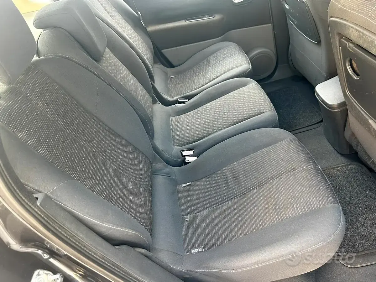 Usata Renault Grand Scénic II 130 CV (95 kW) 2008 Grigio Monovolume