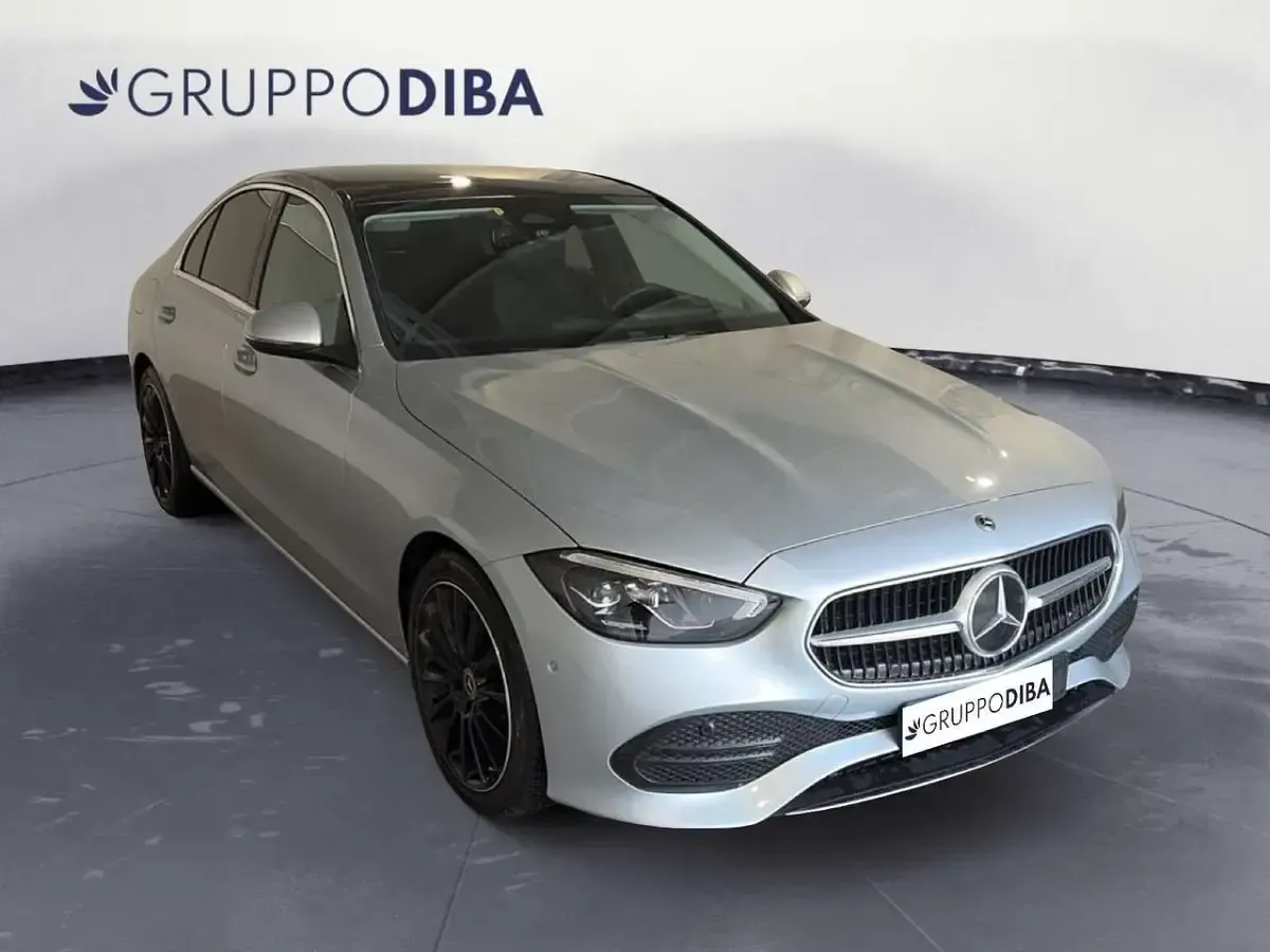 Usata Mercedes C220 AMG Line Premium 200 CV (147 kW) 2025 Other Berlina