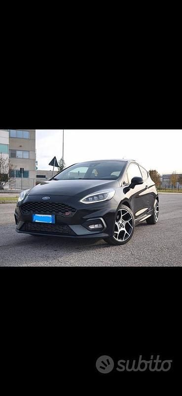 Nero Usata 2021 Ford Fiesta Performance Edition Berlina | 21.500 € (Cara) - Immagine 1/4