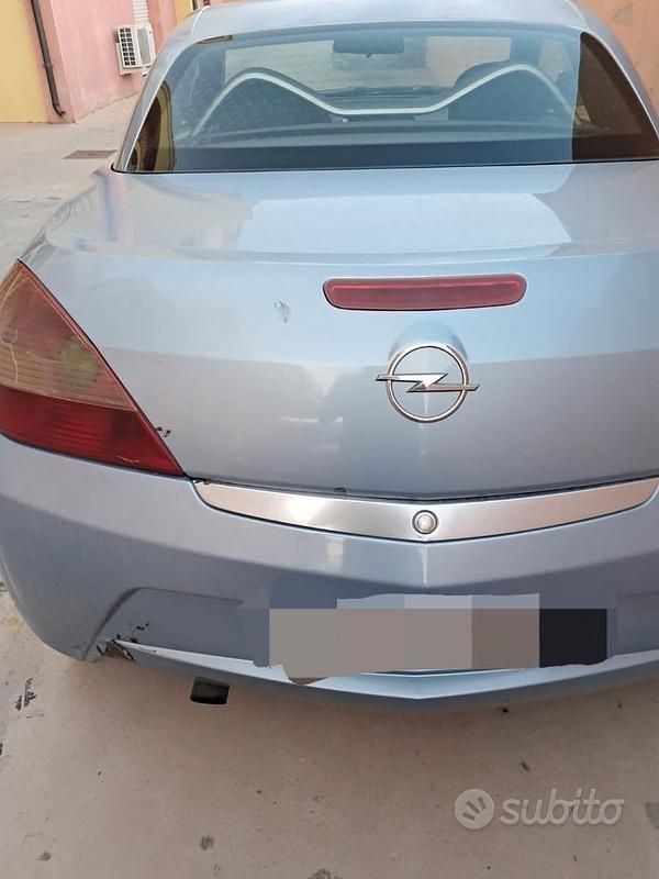 Blu Usata 2006 Opel Tigra Due volumi | 800 € - Immagine 1/2
