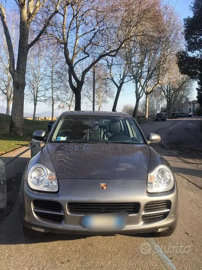 Usata Porsche Cayenne S 340 CV (250 kW) 2004 Grigio SUV