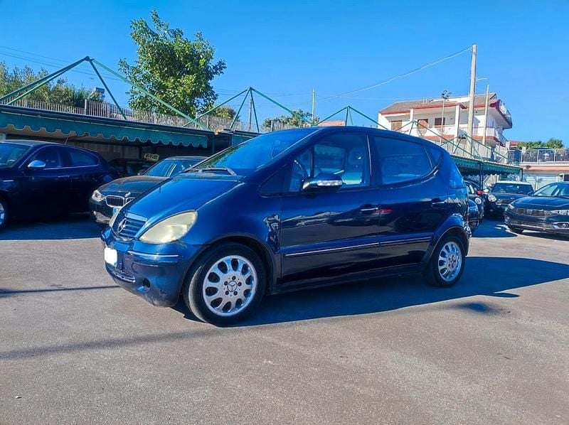 Blu Usata 2003 Mercedes A170 Elegance Monovolume | 1000 € (Buon prezzo) - Immagine 1/4