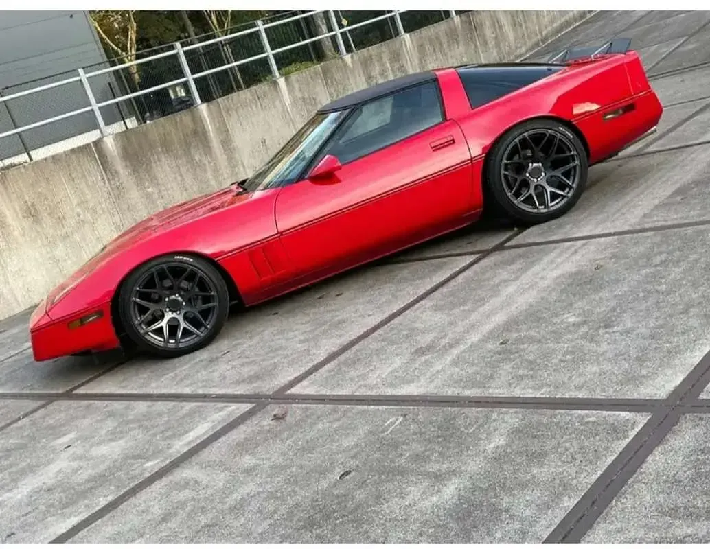 Usata Corvette C4 204 CV (150 kW) 1984 Rosso Cabrio
