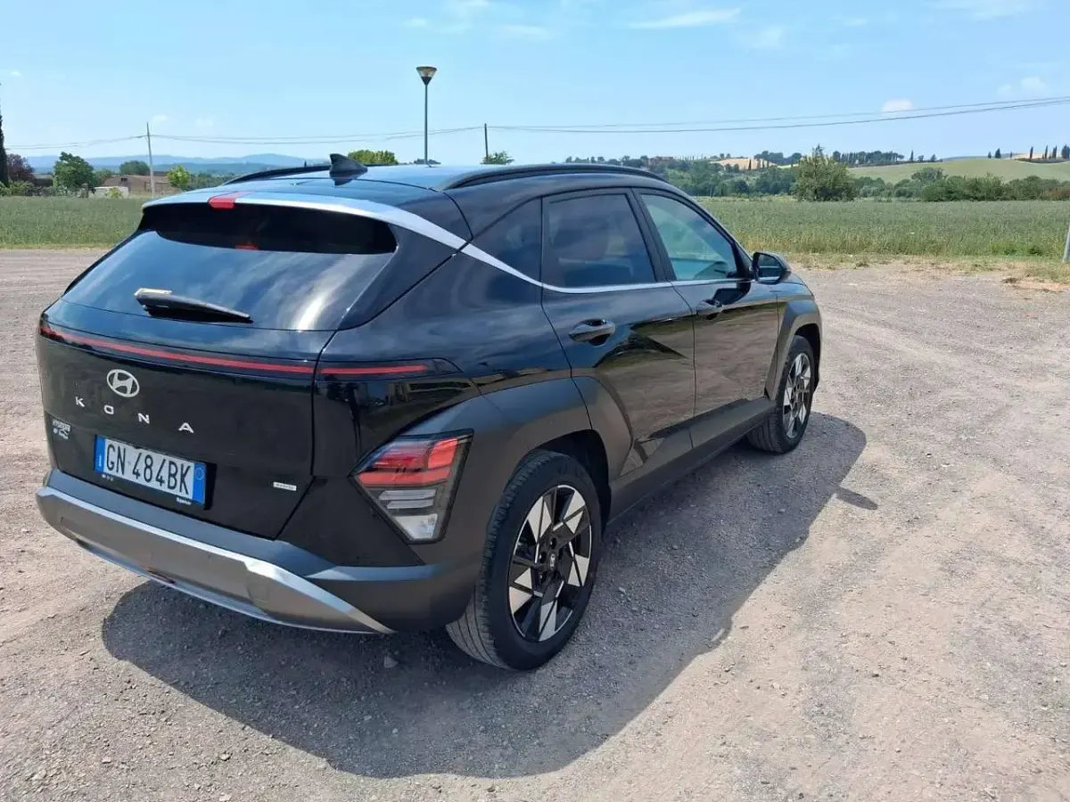 Usata Hyundai Kona 105 CV (77 kW) 2023 Nero SUV