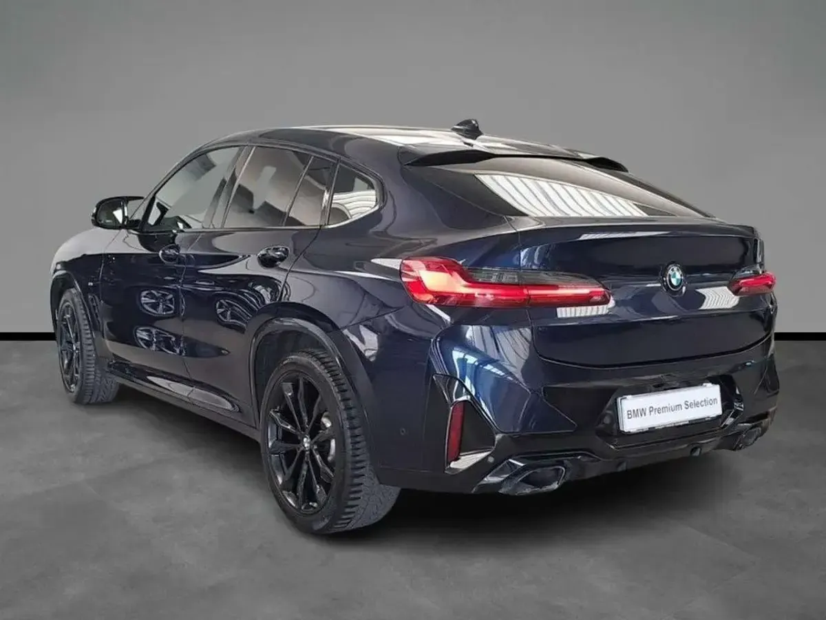 Usata BMW X4 Comfort Edition 340 CV (250 kW) 2024 Blu SUV