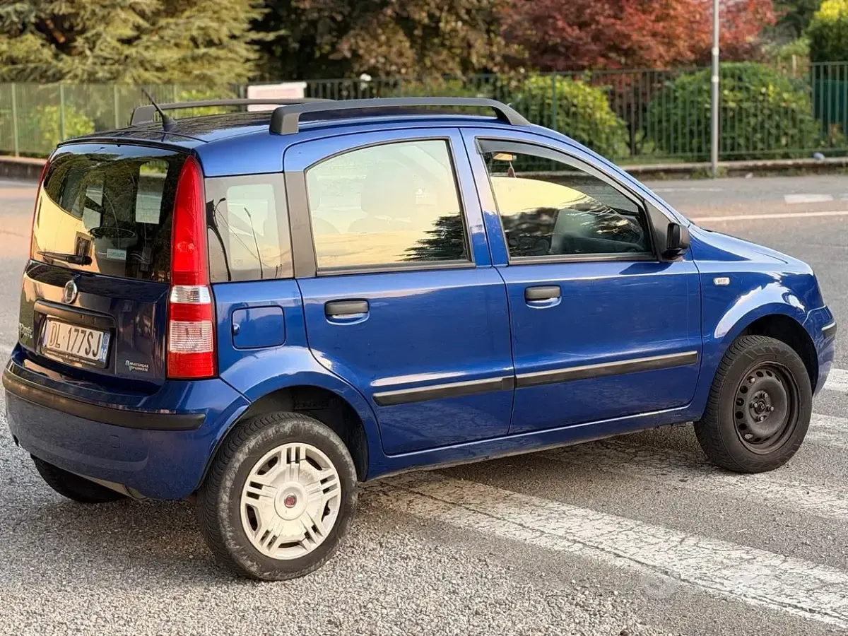 Usata Fiat Panda Dynamic 60 CV (44 kW) 2007 Bluazzurro Utilitaria