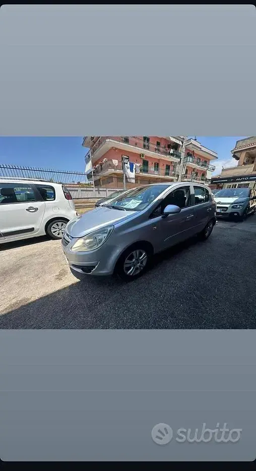 Usata Opel Corsa Cosmo 90 CV (66 kW) 2008 Grigio Utilitaria
