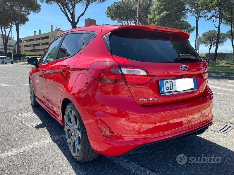 Usata Ford Fiesta ST-Line 125 CV (91 kW) 2020 Rosso Utilitaria