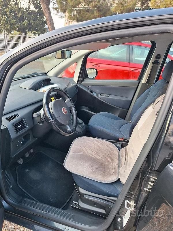 Usata Fiat Idea Dynamic 95 CV (69 kW) 2011 Monovolume