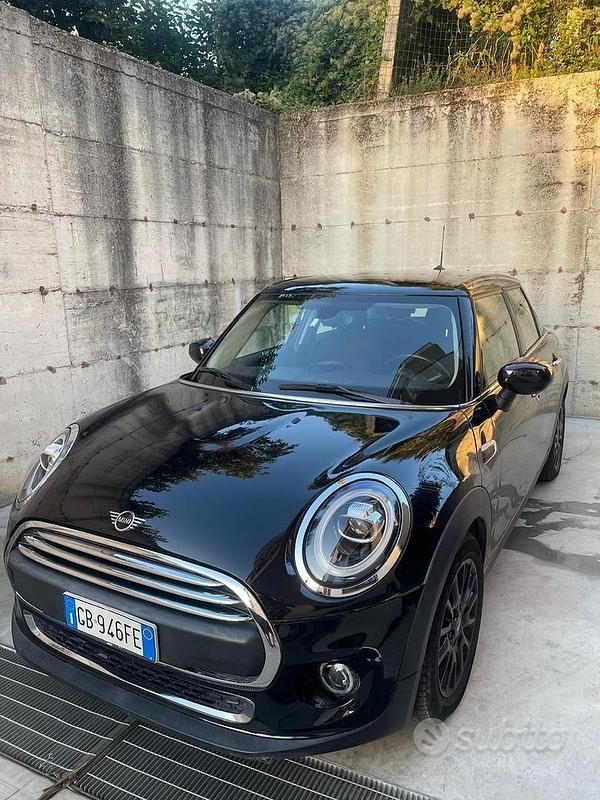 Usata Mini ONE 2020 Nero Utilitaria