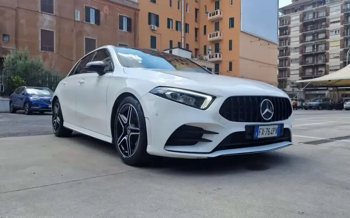 Usata Mercedes A200 Premium 163 CV (119 kW) 2019 Bianco Berlina