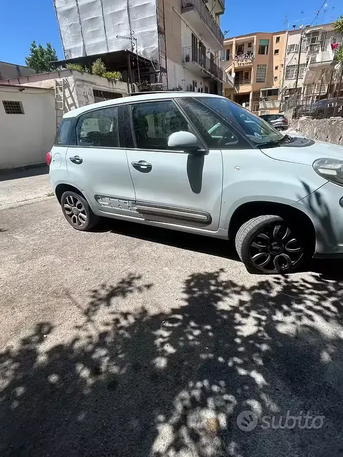 Begagnad Fiat 500L 105 HK (77 kW) 2014 Minibuss