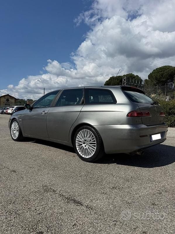 Usata Alfa Romeo 156 115 CV (84 kW) 2005 Grigio Station wagon