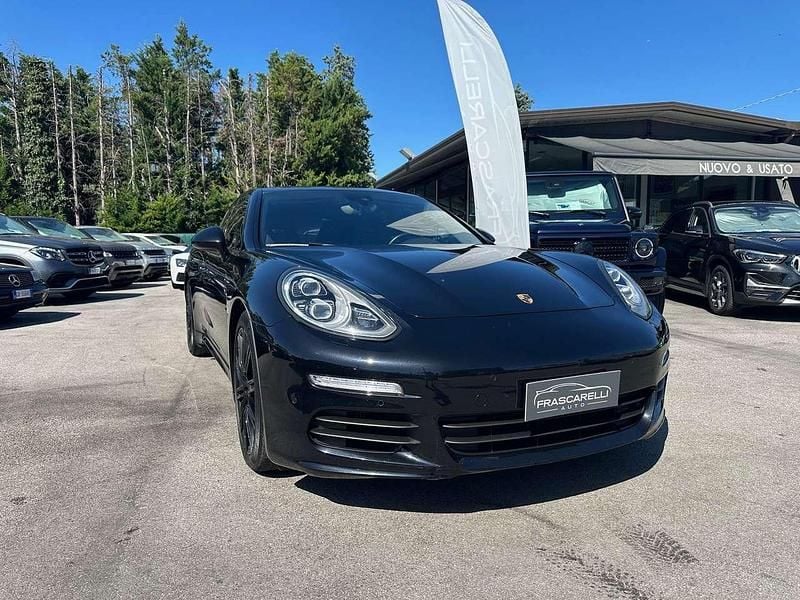 Usata Porsche Panamera 300 CV (220 kW) 2015 Nero jet metallizzato Berlina
