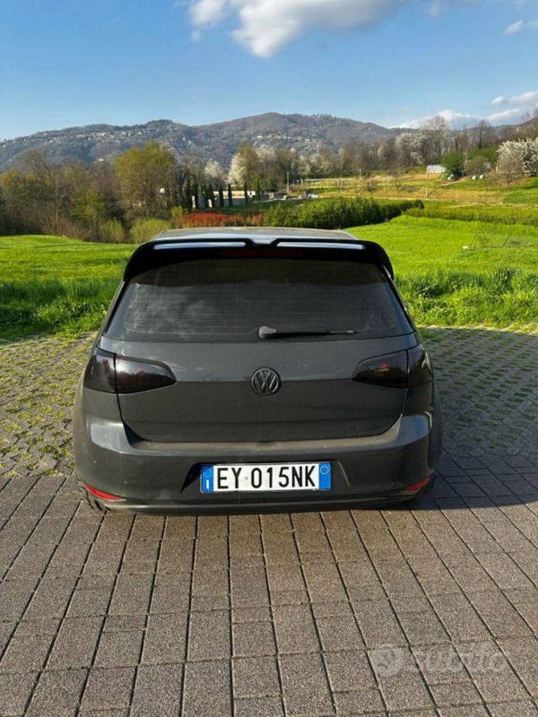 Usata VW Golf VII 85 CV (62 kW) 2018 Grigio Berlina