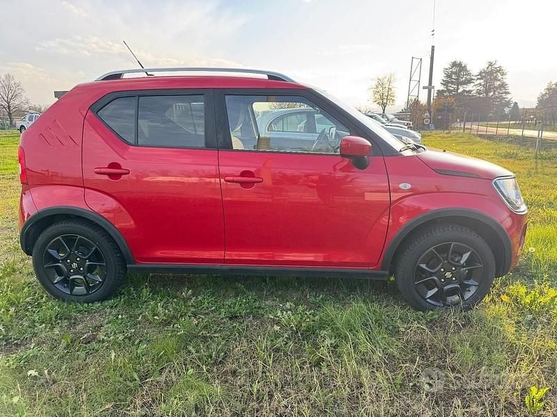Usata Suzuki Ignis 89 CV (65 kW) 2019 Rosso Station wagon