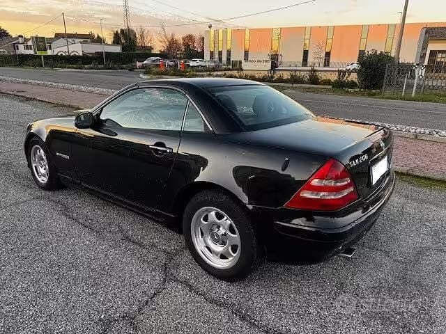 Usata Mercedes SLK200 Edition 163 CV (119 kW) 2003 Nero Cabrio