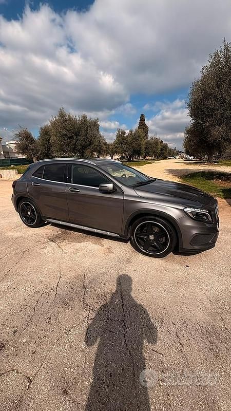 Usata Mercedes GLA220 Premium 2014 Grigio SUV