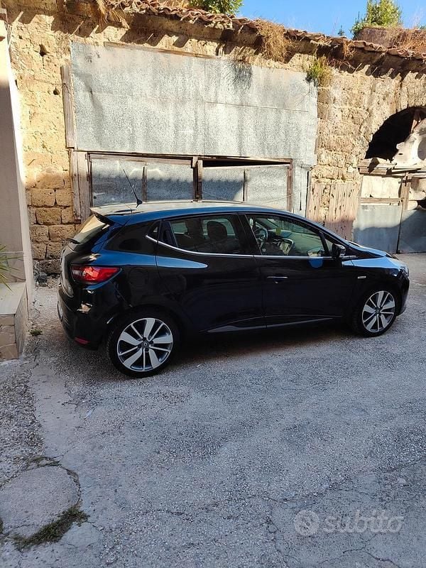 Usata Renault Clio IV 75 CV (55 kW) 2015 Utilitaria