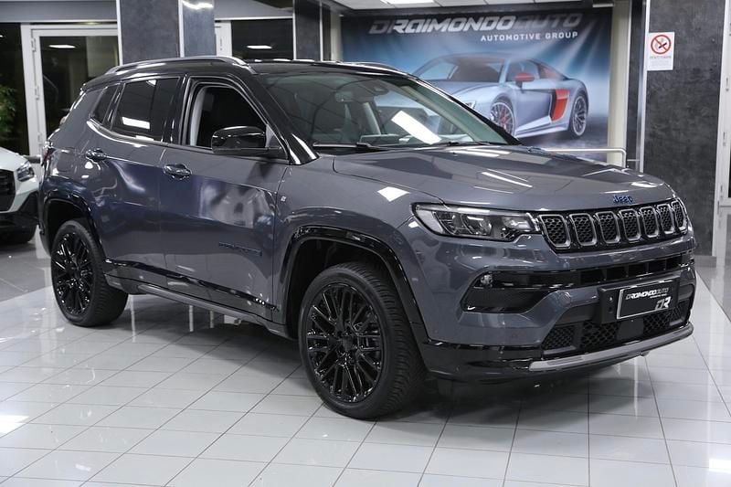 Begagnad Jeep Compass 180 HK (132 kW) 2022 Blå SUV