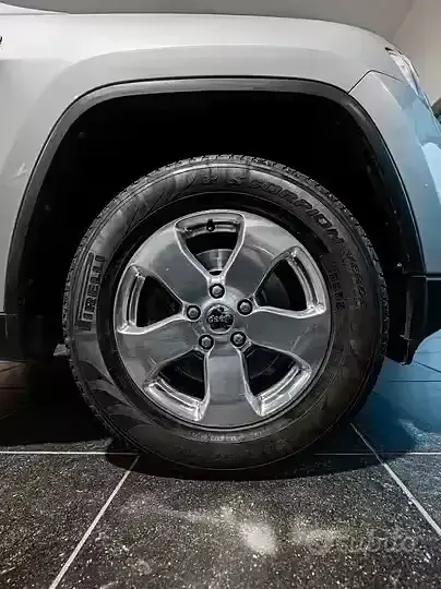 Usata Jeep Grand Cherokee Limited 190 CV (139 kW) 2013 Grigio SUV