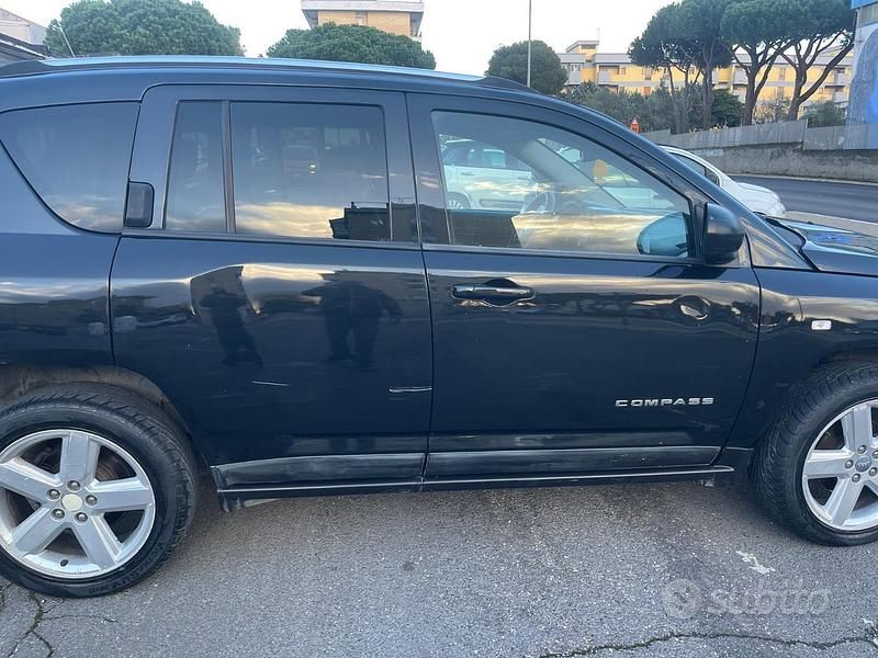 Usata Jeep Compass Limited 163 CV (119 kW) 2011 Nero SUV